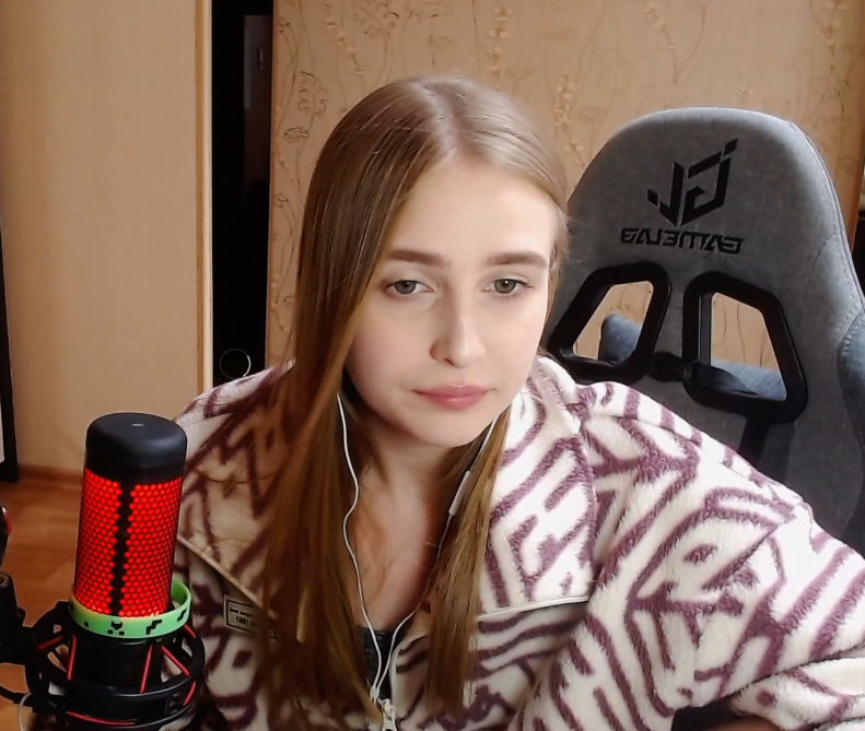 791x669