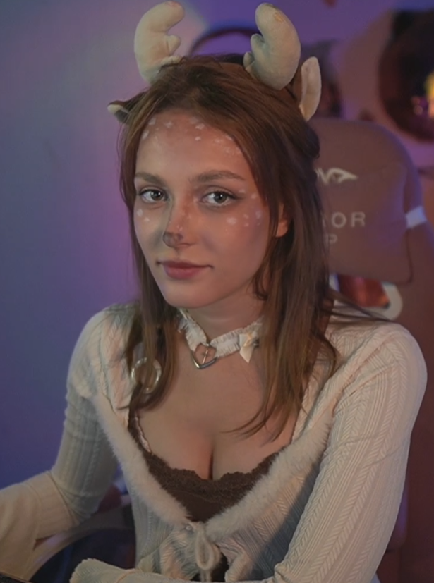 615x827