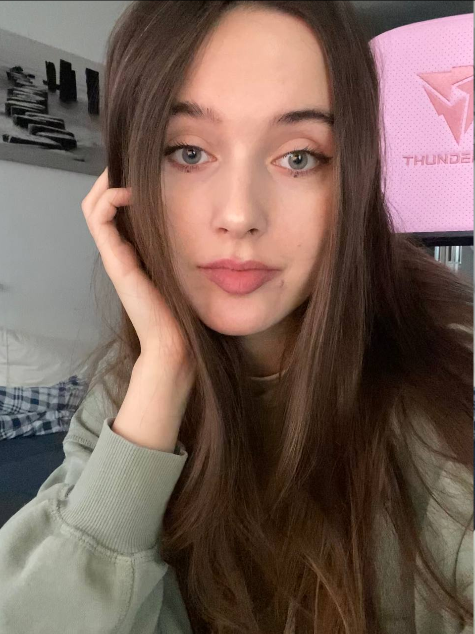959x1280