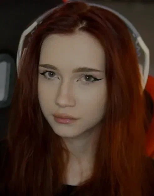 491x625