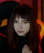 518x625