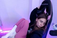 1096x746