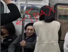 475x369